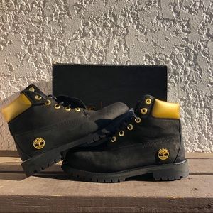 Timberland 6” Premium Limited Edition Black and Gold - Size 5.5Y or 7 (womens)